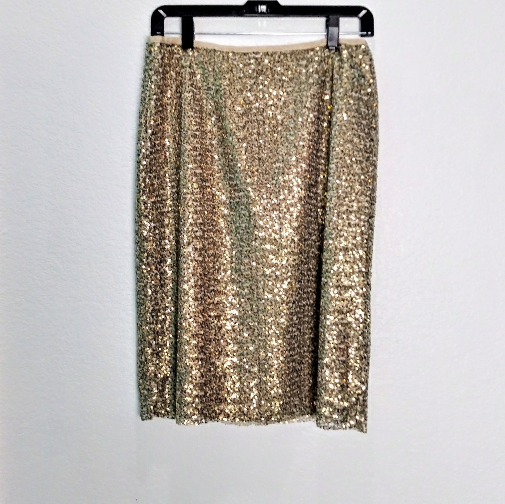 Sale!! Chico's skirt size small /4